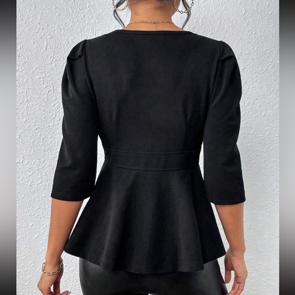 Black Plunging Neck Puff Sleeve Top - Picture 5 of 6